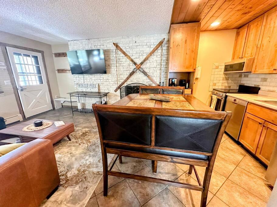 Winter Haus, Winter Park 2 Bedrooms Corner Unit W Outdoor Patio Walking Distance To The Center Of Town Exterior foto